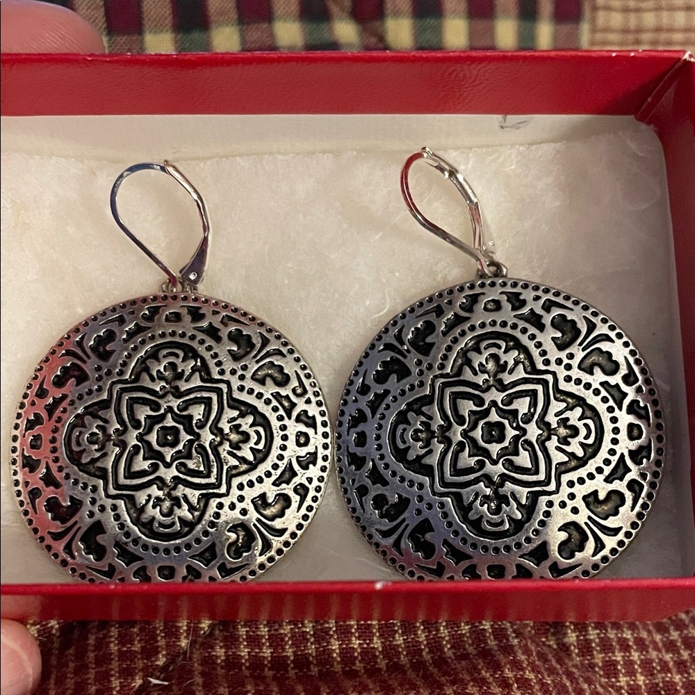 Scroll & Vine Silver Tone Leverback Drop Dangle Earrings circular metallic boho